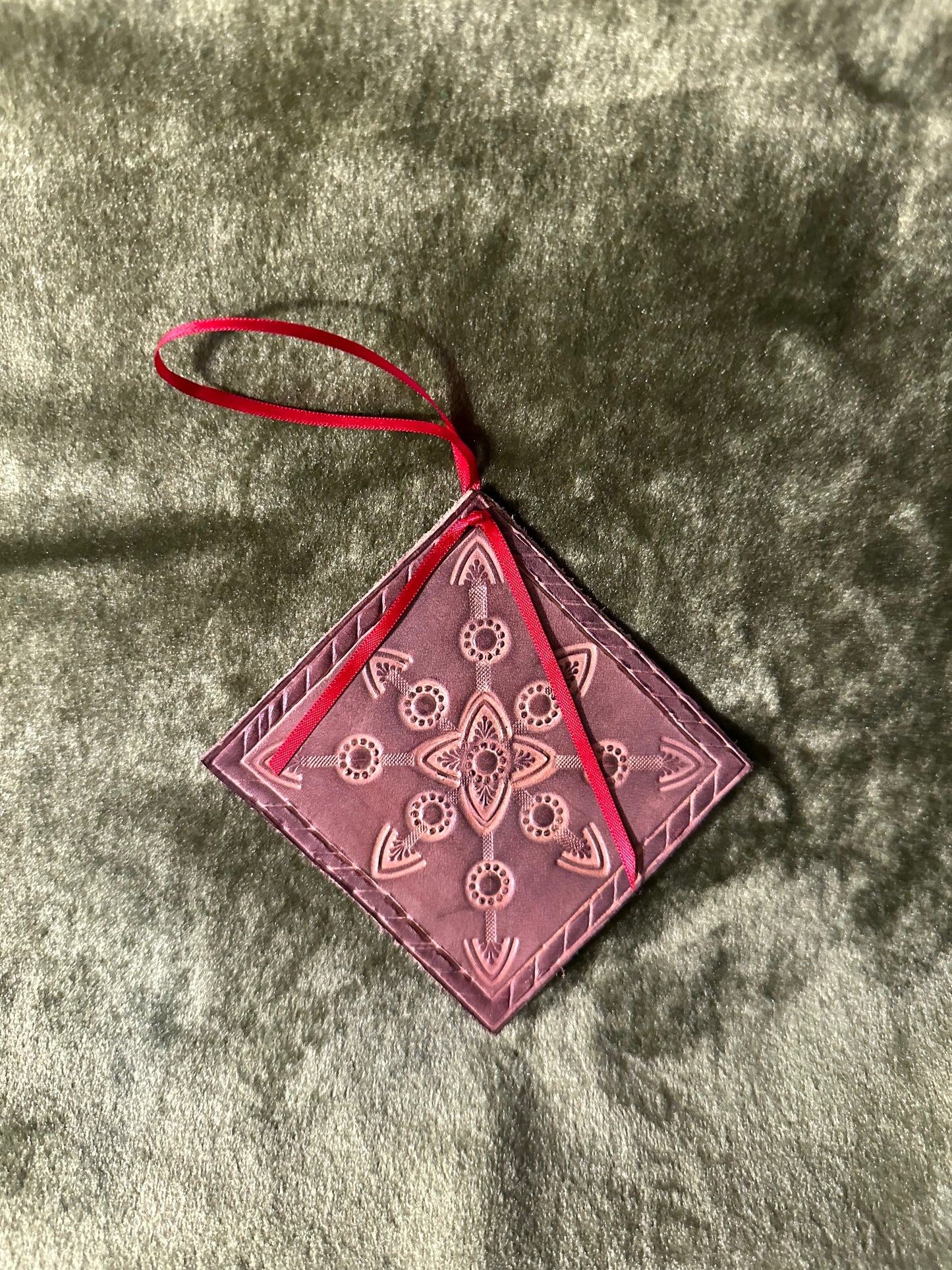 Rustic Snowflake Ornament - Mahogany